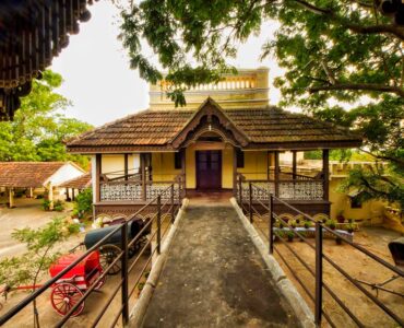 Samathur Palace1
